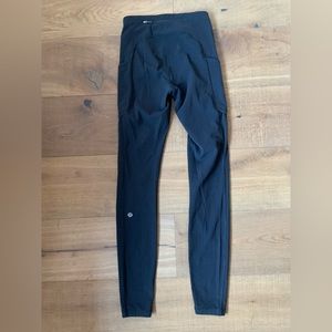 Lululemon Legging with Pockets!